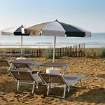 Aparthotel Holiday Hotell