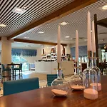 Aparthotel Holiday Hotell 4*