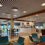Hotell Aparthotel Holiday