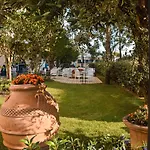 Hotell Aparthotel Holiday