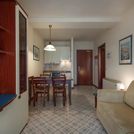 Hotel Aparthotel Holiday