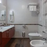 Отель Aparthotel Holiday 4*