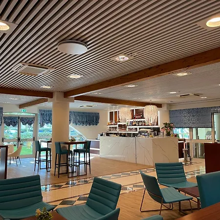 Hotel Aparthotel Holiday