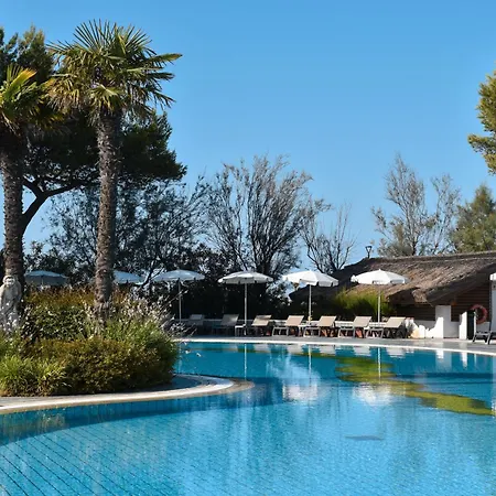 Ξενοδοχείο Aparthotel Holiday Μπιμπιόνε