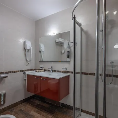 Aparthotel Holiday 4*