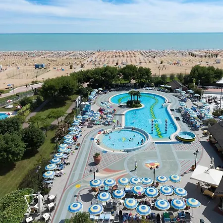 Hotel Aparthotel Holiday Bibione